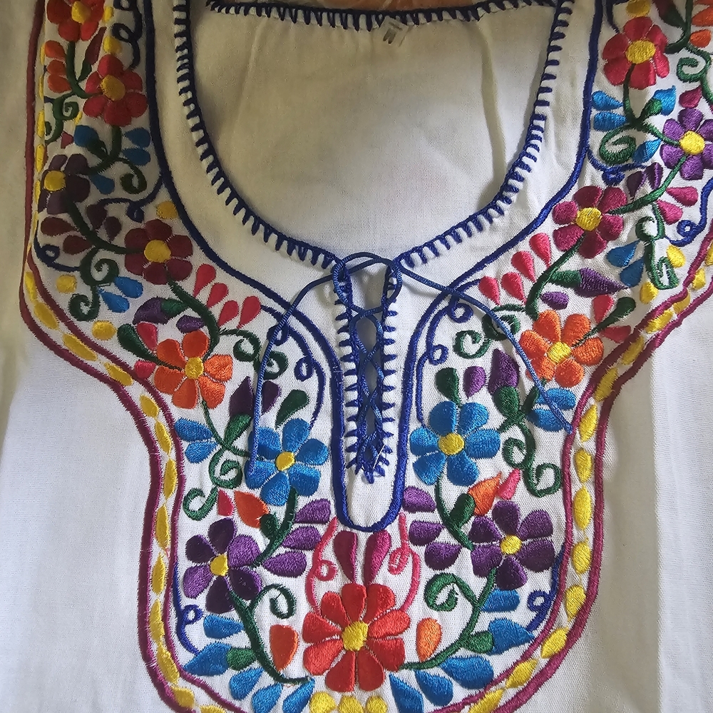 Colorful top - Picture 3 of 3